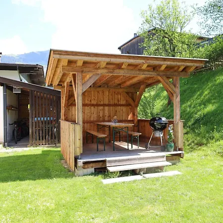 Apartment Tirola Bude Schorsch 2 *